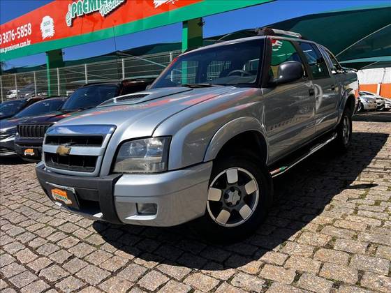 CHEVROLET S10 2.4 MPFI EXECUTIVE 4X2 CD 8V FLEX 4P MANUAL CHEVROLET S10 2.4 MPFI EXECUTIVE 4X2 CD 8V FLEX 4P MANUAL
